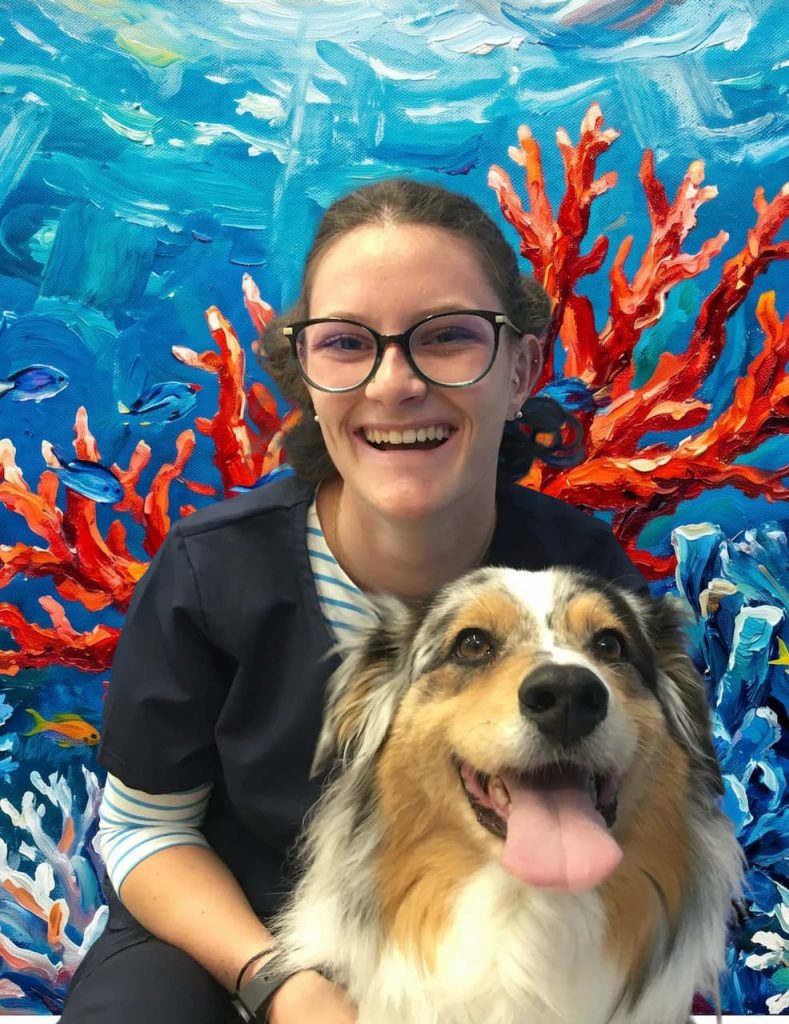 Docteure Vétérinaire Iona MARLIN